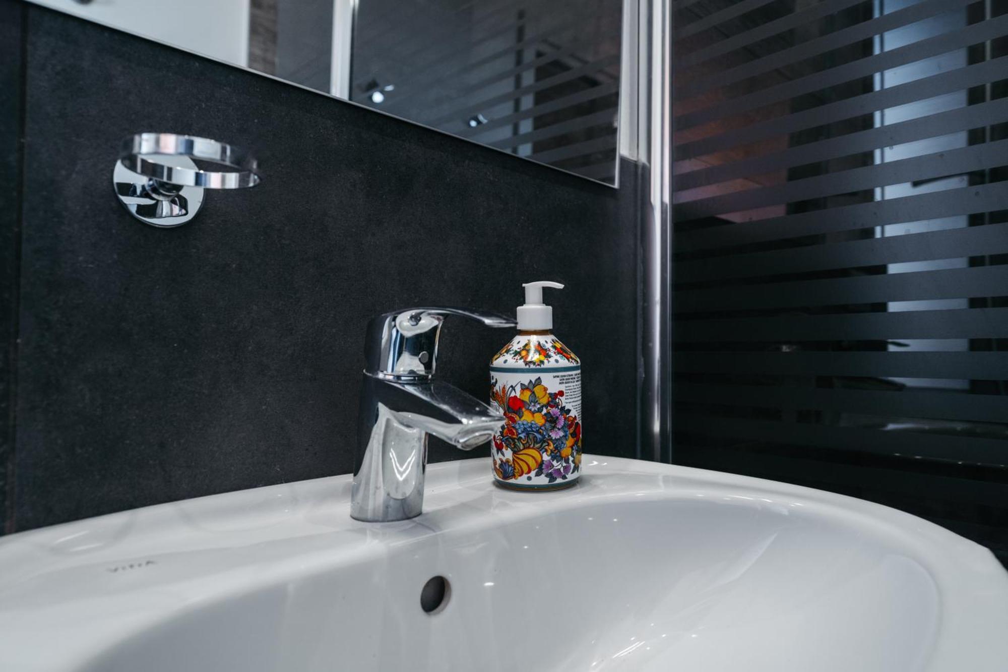 Porta Nuova Suites Verona Kültér fotó